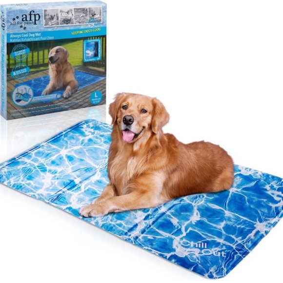 Chill Out Pet Cooling Gel Mat - Picture 1 of 4